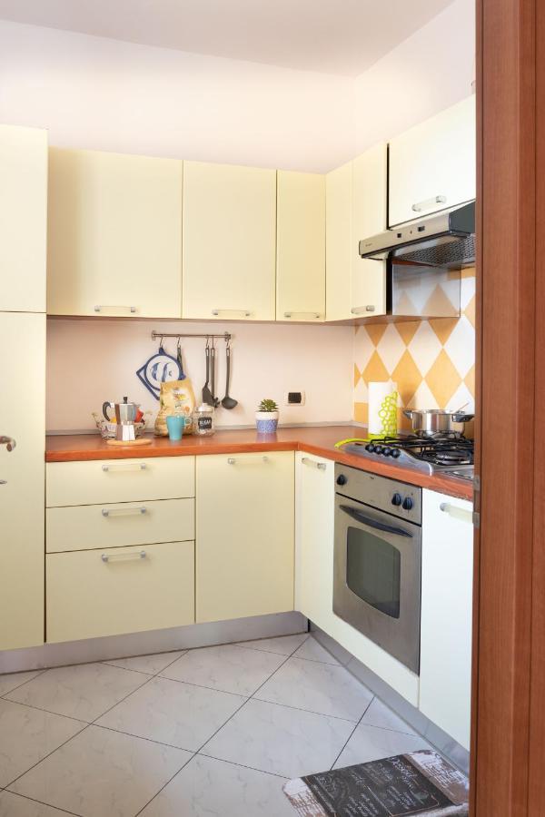 Residence Yellow リミニ エクステリア 写真