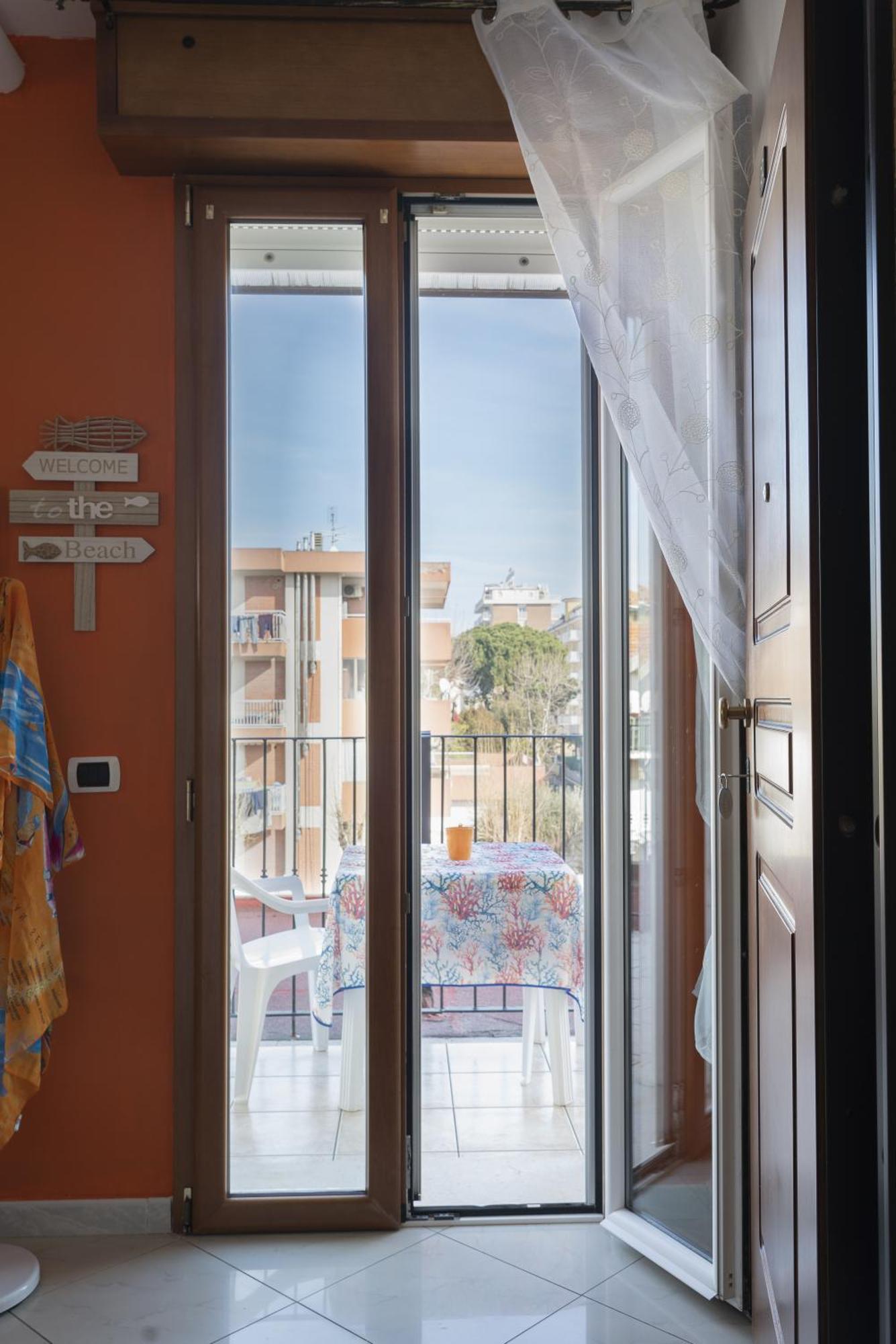 Residence Yellow リミニ エクステリア 写真