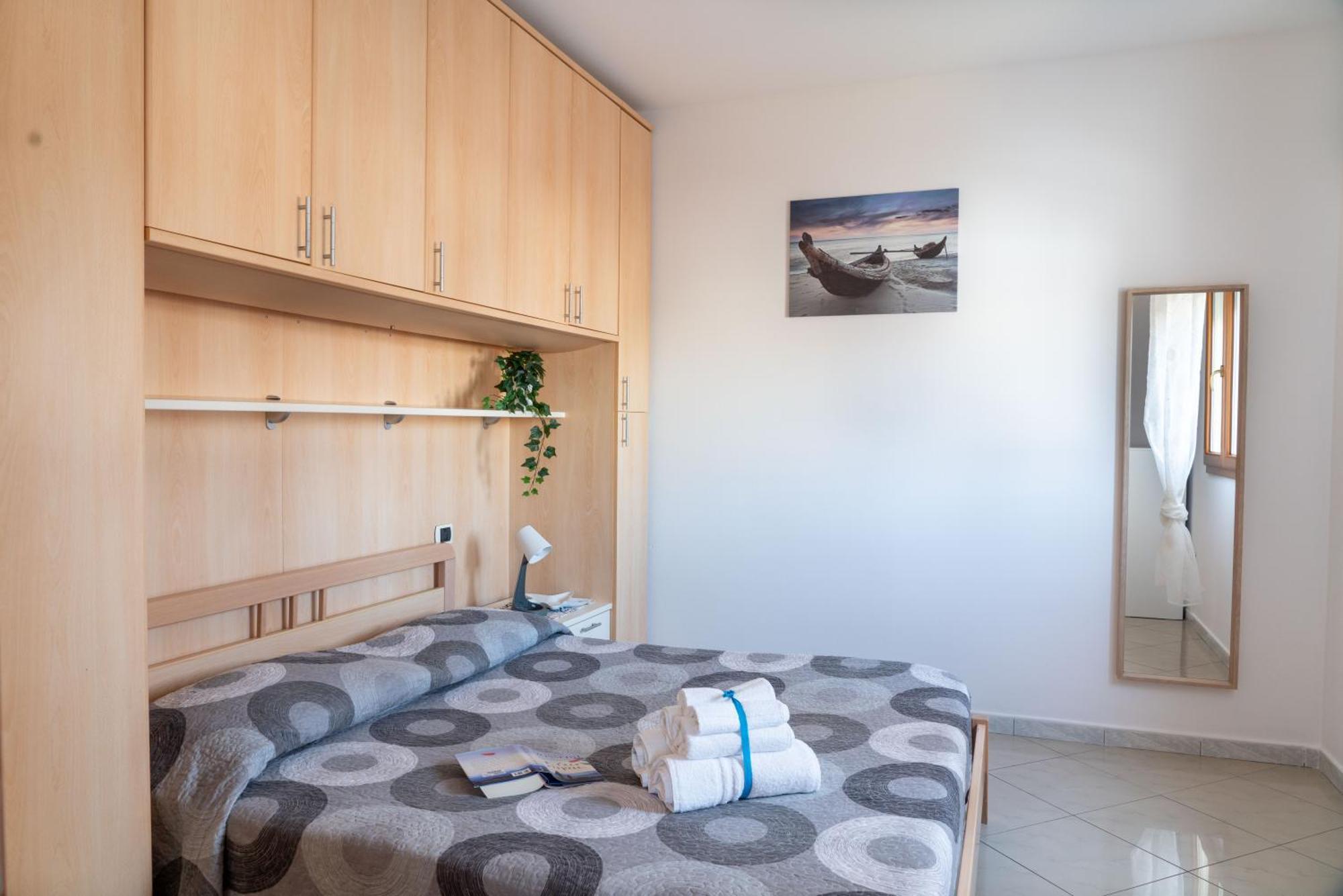 Residence Yellow リミニ エクステリア 写真